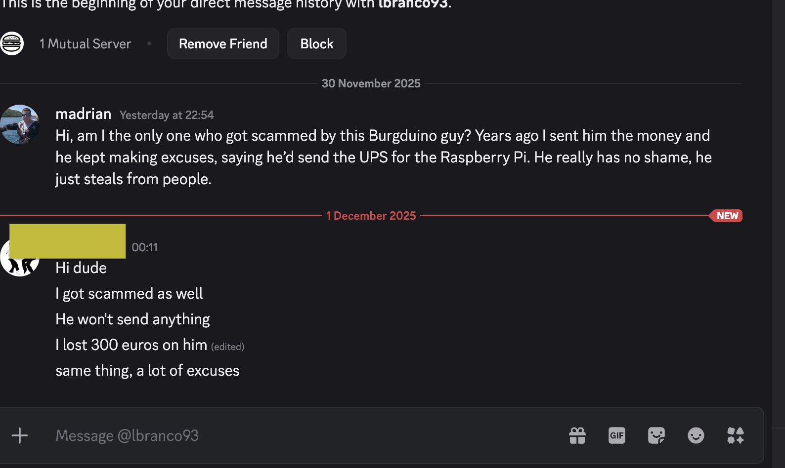 Screenshots of other people reporting the same scam
